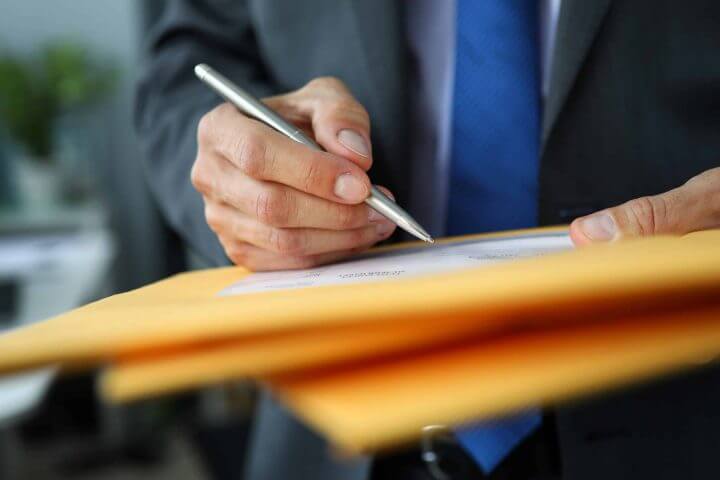 Registered Agent Receiving Documents for LLC